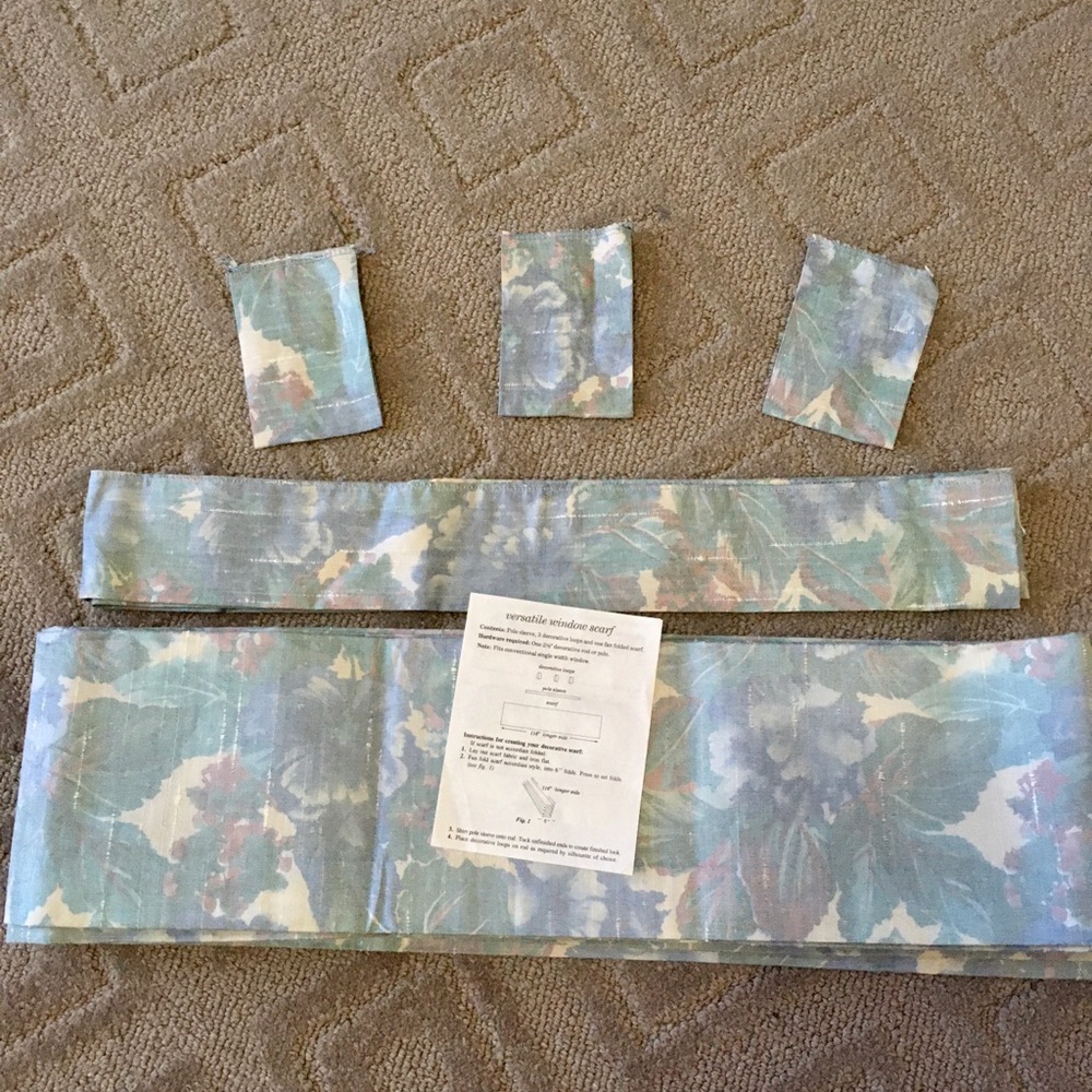 Versatile Window Scarf - Picture 2 of 9